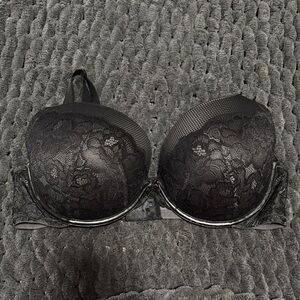 Black Lace Push-Up Strapless Bra